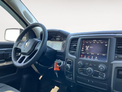 Used 2021 RAM 1500 Express w/ Express Value Package AWD/4WD image 10