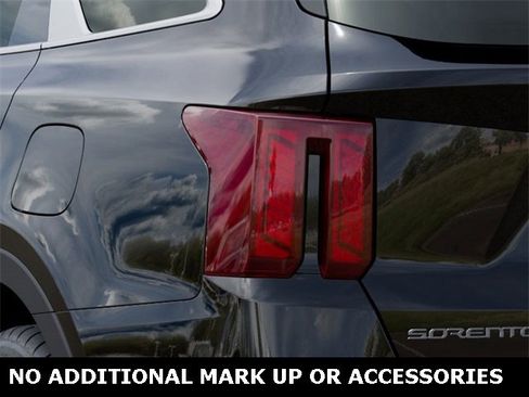 New 2026 Kia Sorento LX image 11