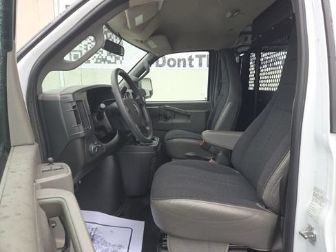 Used 2025 GMC Savana 2500 w/ Driver Convenience Package RWD image 19