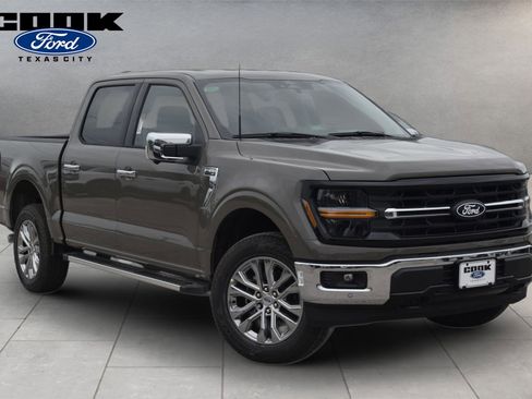 New 2026 Ford F150 XLT w/ Equipment Group 302A MID AWD/4WD image 3