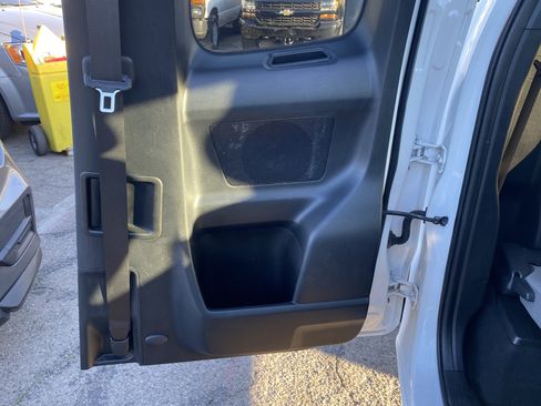 Used 2021 Toyota Tacoma SR w/ SR Convenience Package image 21