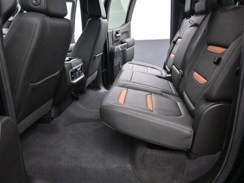 Used 2020 GMC Sierra 1500 AT4 w/ AT4 Premium Package AWD/4WD image 14