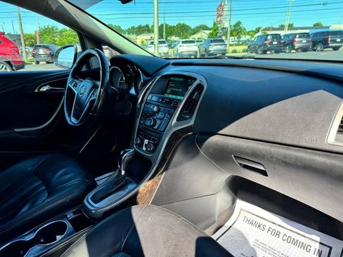 Used 2012 Buick Verano Leather FWD image 24
