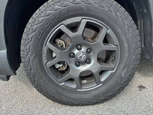 Used 2023 Honda Pilot TrailSport image 26