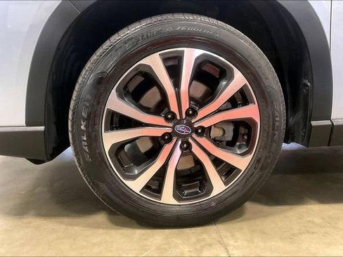 Used 2019 Subaru Forester Limited AWD/4WD image 9