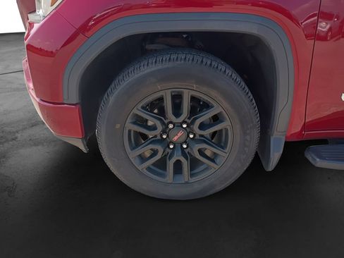 Used 2020 GMC Sierra 1500 Elevation w/ X31 Off-Road Package AWD/4WD image 12
