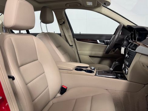 Used 2012 Mercedes-Benz C 300 4MATIC Sedan image 23