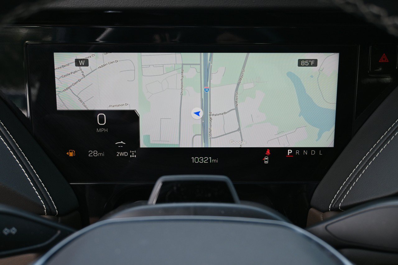 Certified 2025 GMC Yukon Denali Ultimate AWD/4WD image 11