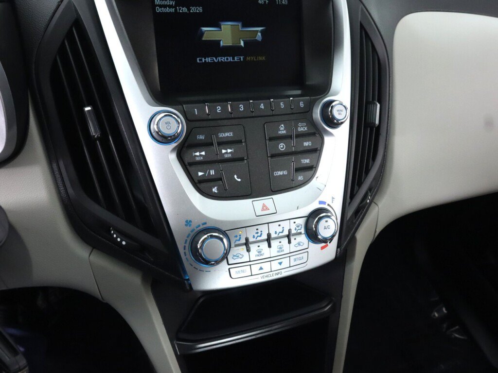 Used 2017 Chevrolet Equinox LT FWD image 14