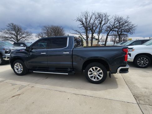 Used 2019 Chevrolet Silverado 1500 LTZ w/ LTZ Premium Package image 10