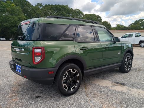 Certified 2023 Ford Bronco Sport Outer Banks w/ Tech Package AWD/4WD image 3