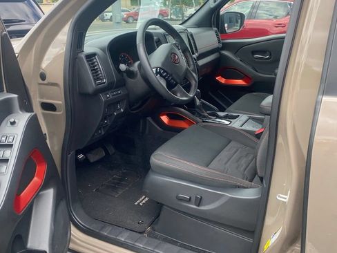Used 2024 Nissan Frontier PRO-4X w/ Pro Convenience Package AWD/4WD image 24