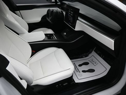 Used 2022 Tesla Model S Plaid AWD/4WD image 13