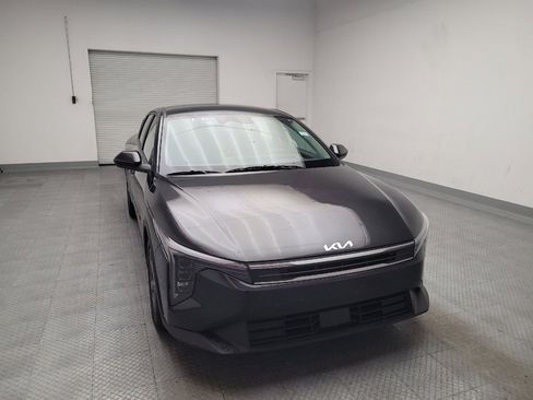 Used 2025 Kia K4 FWD image 14
