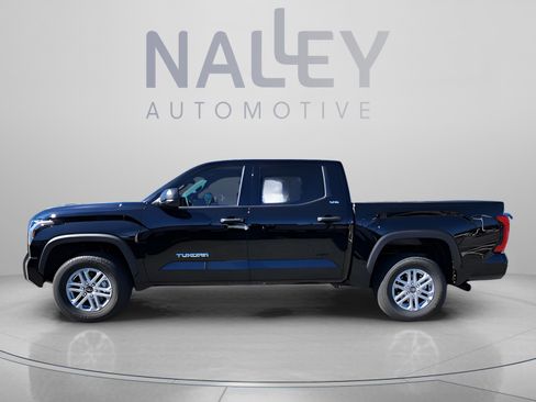 New 2025 Toyota Tundra SR image 2