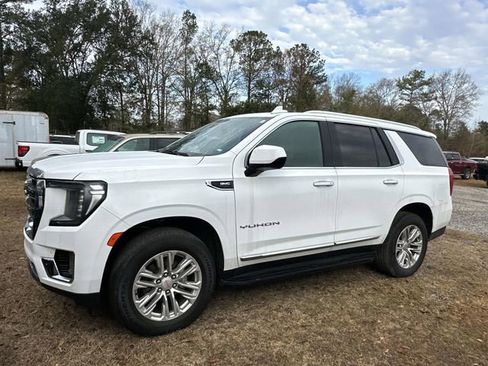 Used 2024 GMC Yukon SLT RWD image 13
