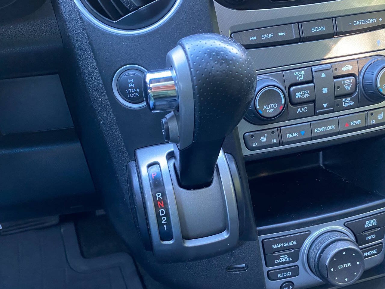 Used 2012 Honda Pilot EX-L image 31
