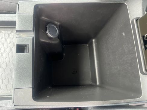 Used 2022 Nissan Frontier S w/ Technology Package image 25