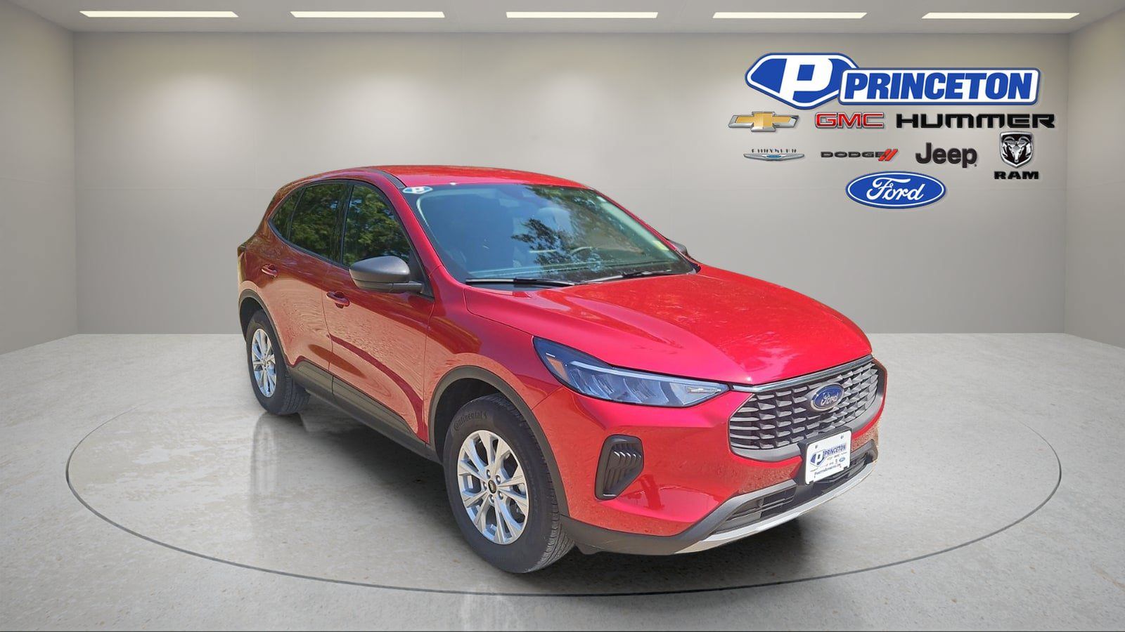 Used 2025 Ford Escape Active w/ Cold Weather Package AWD/4WD image 1
