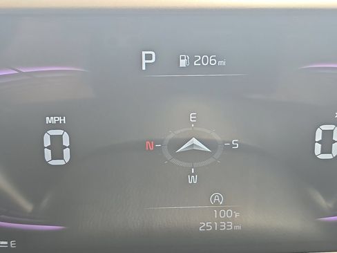 Used 2025 Kia Seltos S AWD/4WD image 18
