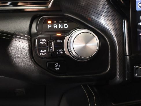 Used 2025 RAM 1500 Limited AWD/4WD image 9