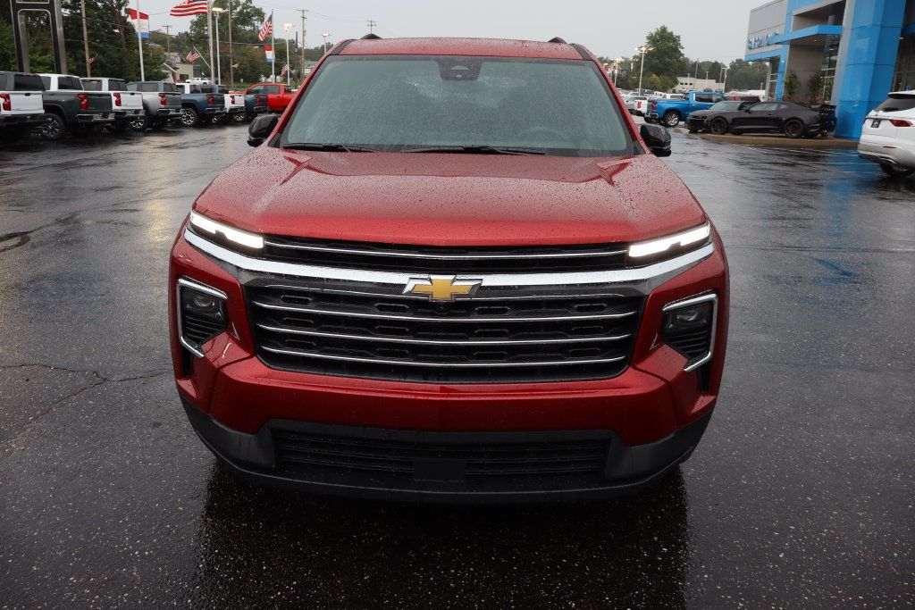 New 2027 Chevrolet Traverse LT w/ Driver Confidence Package AWD/4WD image 27