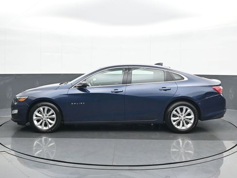 Used 2021 Chevrolet Malibu LT image 3