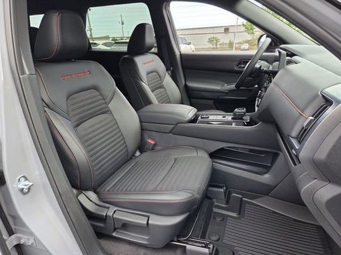 New 2026 Nissan Pathfinder Rock Creek AWD/4WD image 14