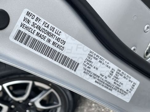 Used 2024 Jeep Compass Trailhawk AWD/4WD image 30