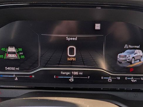Used 2022 GMC Yukon Denali AWD/4WD image 18