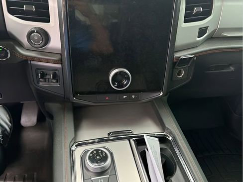 Used 2022 Ford Expedition Timberline image 8