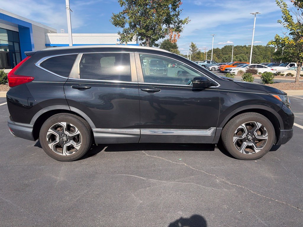 Used 2017 Honda CR-V Touring image 4