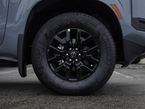 New 2026 Nissan Frontier SV w/ Tow Package image 7