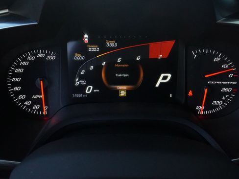 Used 2018 Chevrolet Corvette Grand Sport RWD image 15