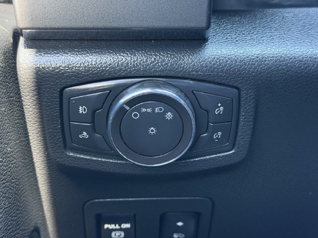 Used 2018 Ford F150 XLT w/ Equipment Group 302A Luxury AWD/4WD image 22