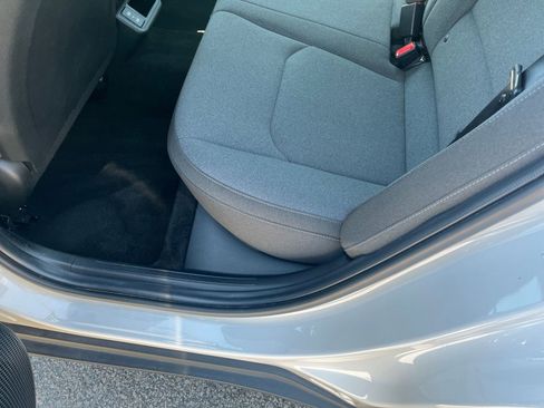 Used 2025 Kia K4 LXS image 27