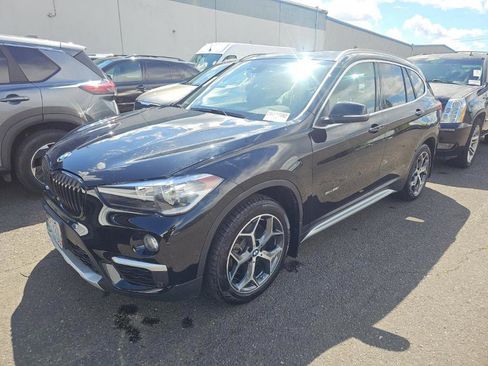 Used 2018 BMW X1 xDrive28i AWD/4WD image 1