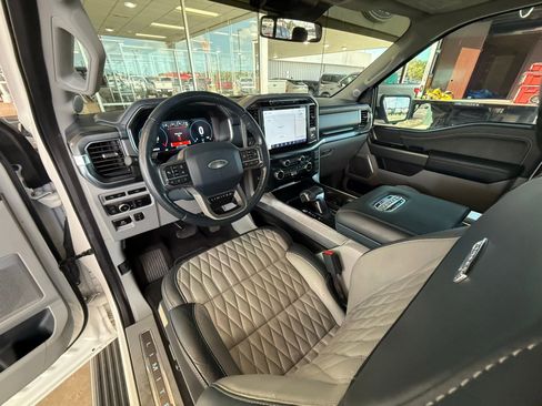 Used 2023 Ford F150 Limited image 17