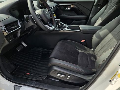 New 2026 Acura ADX A-Spec image 17