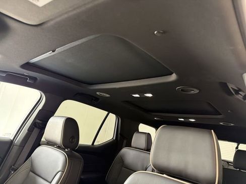 Used 2023 Chevrolet Traverse Premier w/ Redline Edition FWD image 27