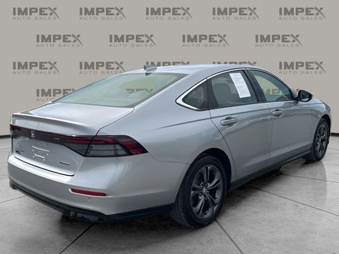 Used 2025 Honda Accord EX-L image 5