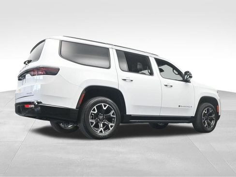 Used 2023 Jeep Wagoneer Series III w/ Preferred Equipment Group image 63