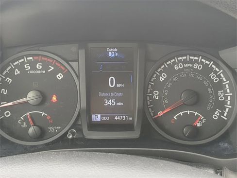 Certified 2022 Toyota Tacoma SR image 25