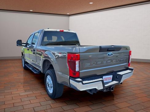 Used 2022 Ford F350 XLT image 6