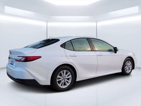 Used 2025 Toyota Camry LE FWD image 3
