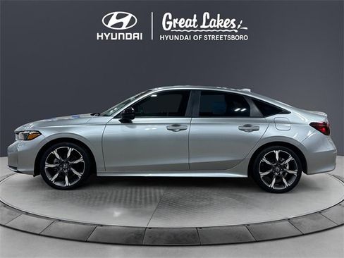 Used 2025 Honda Civic Sport image 2