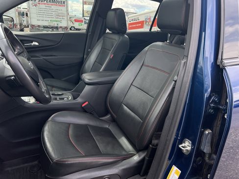 Used 2022 Chevrolet Equinox RS w/ RS Leather Package image 17