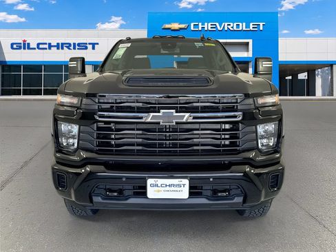 New 2026 Chevrolet Silverado 2500 Custom w/ Custom Value Package AWD/4WD image 2