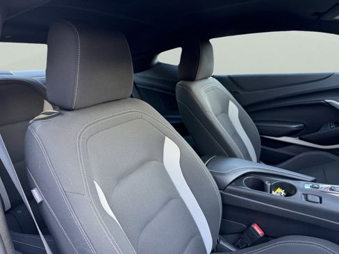 Used 2023 Chevrolet Camaro LT image 37