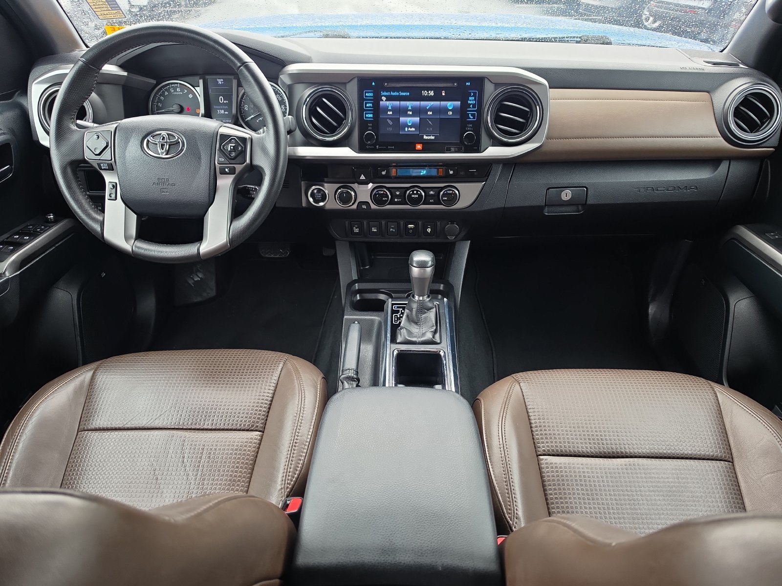 Used 2017 Toyota Tacoma Limited w/ Tow Package AWD/4WD image 9